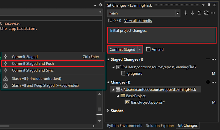 Screenshot, der zeigt, wie Sie die Commit-Nachricht bearbeiten und commiten und die mehrstufigen Commits im Git-Änderungsfenster übertragen.