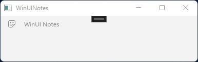La finestra vuota dell'app Note WinUI con visibili sia la barra del titolo di sistema che la barra del titolo personalizzata.
