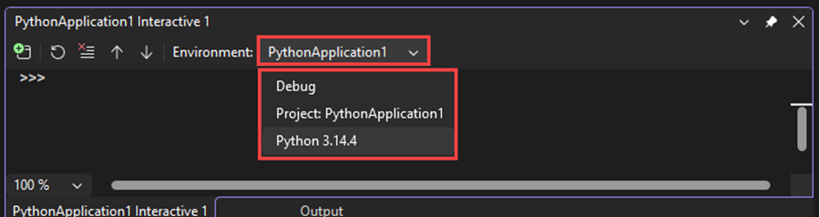 Captura de tela que mostra como selecionar o interpretador Python na lista suspensa Ambiente na Janela Interativa do Visual Studio.
