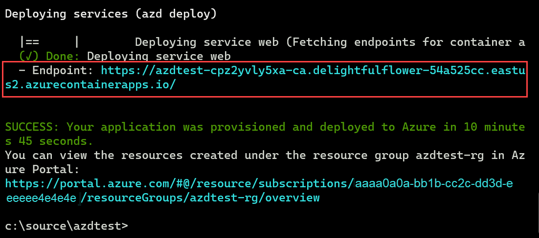 Captura de ecrã da saída bem-sucedida da interface de linha de comandos azd com uma chamada em redor do URL do endpoint para visualizar a aplicação Relecloud funcional implementada em Azure.