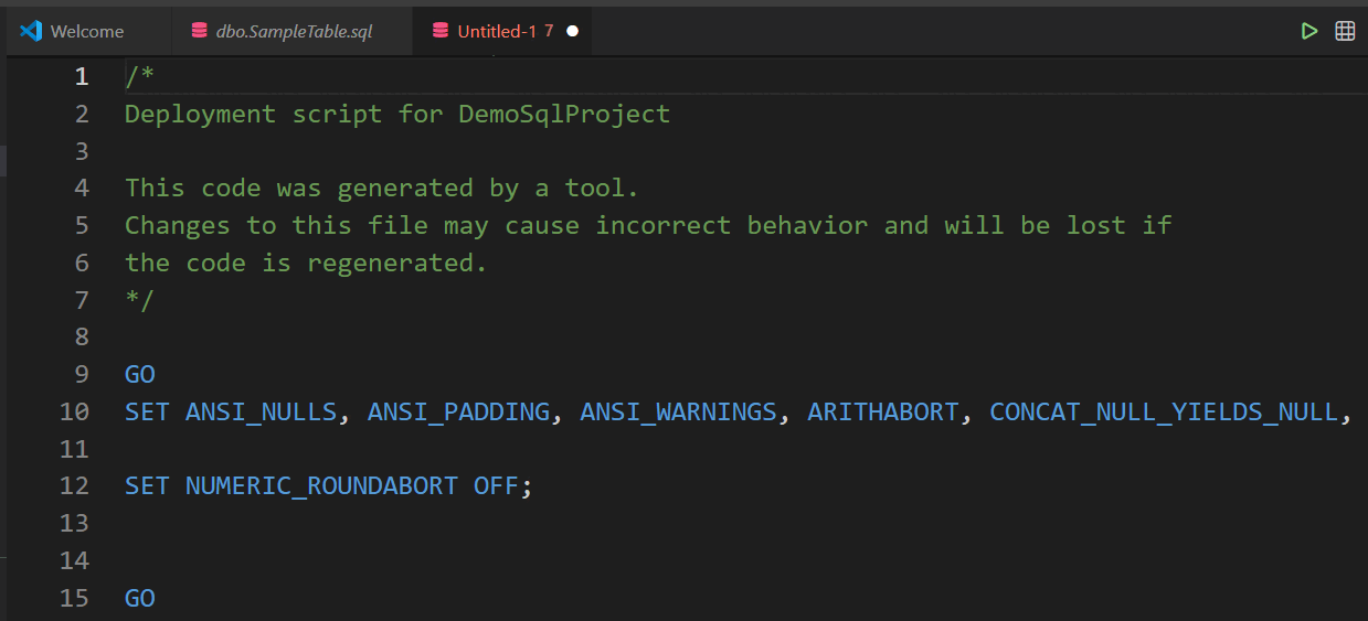 Captura de ecrã do script de deployment gerado aberto para revisão no editor.